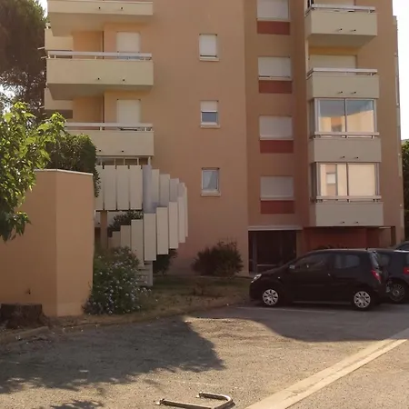 Apartment 2 Pieces Au Calme, Centre-ville Sainte-maxime, Clim, Proche Plage, Parking Prive. - Fr-1-780-50